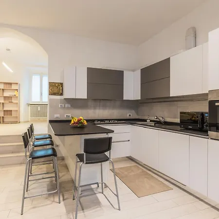 Moderno Grande Comfort * Como